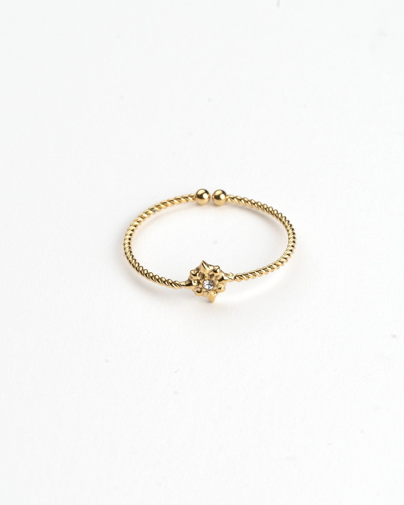 Anillos - Anillo golden crystal - Everyday jewels to inspire | TAGSS