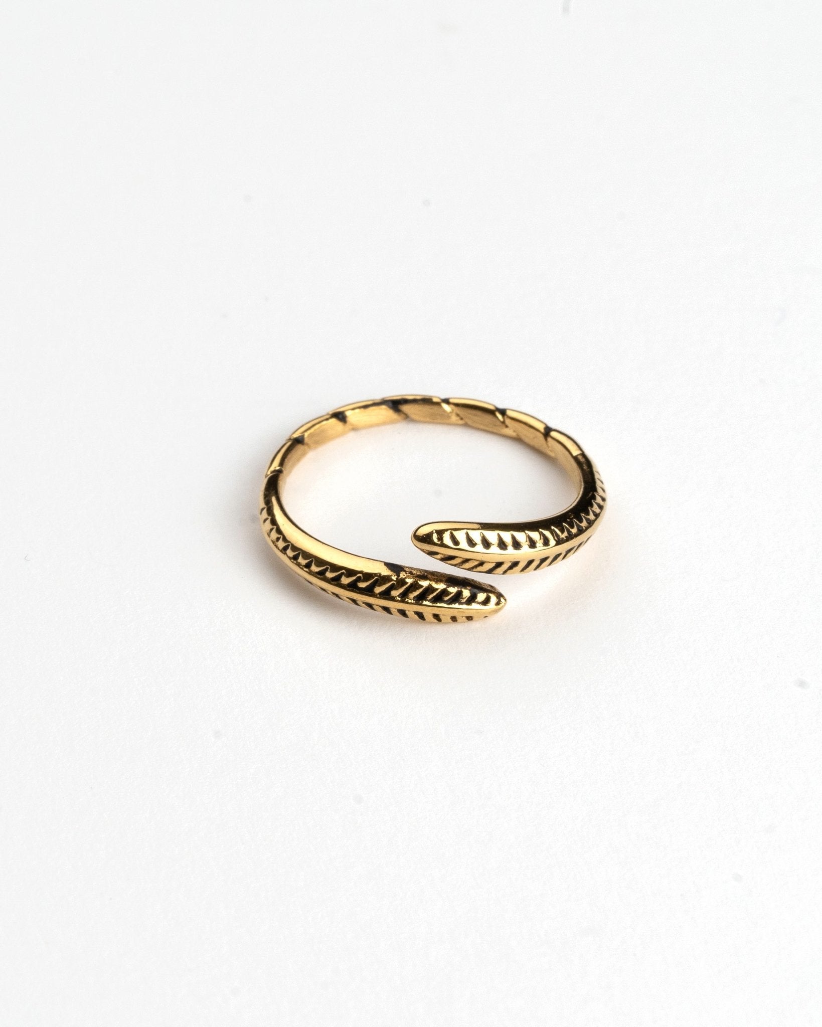 Anillos - Anillo golden leaves - Everyday jewels to inspire | TAGSS
