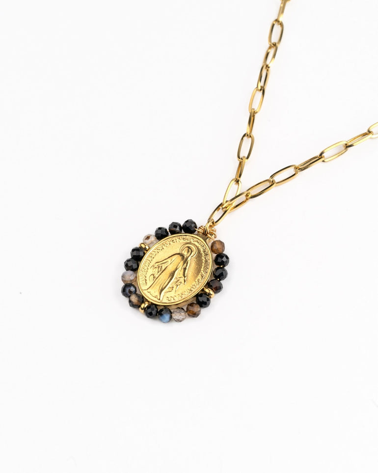 Collares - Collar black virgen María - Everyday jewels to inspire | TAGSS
