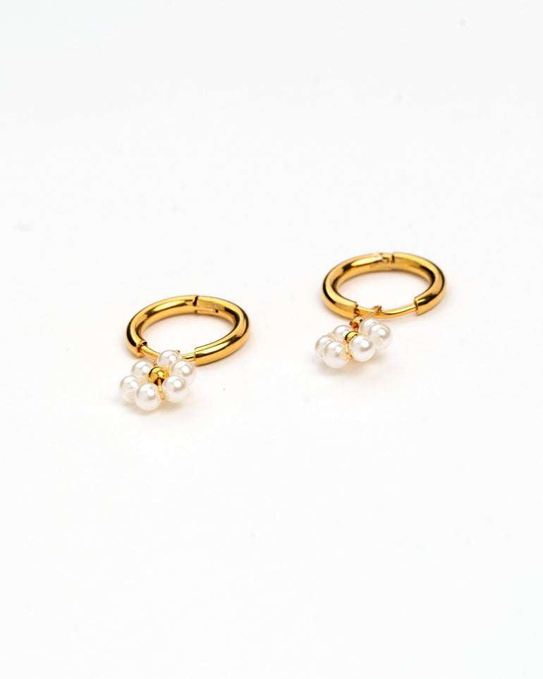 Pendientes - Pendientes pearly flowers - Everyday jewels to inspire | TAGSS